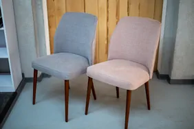 Cocktail-Stühle mit Wellenfedern